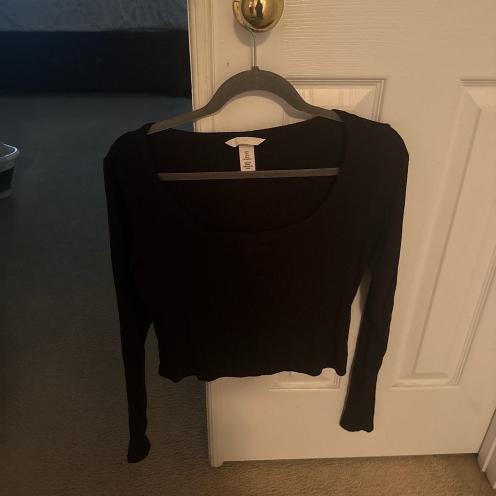 H&M Black Long Sleeve Women's Top